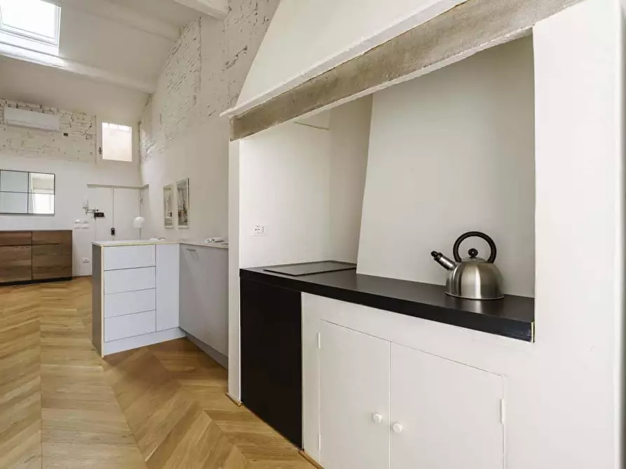 Immagine 12 di Appartamento in affitto  in Via del Porcellana33 a Firenze