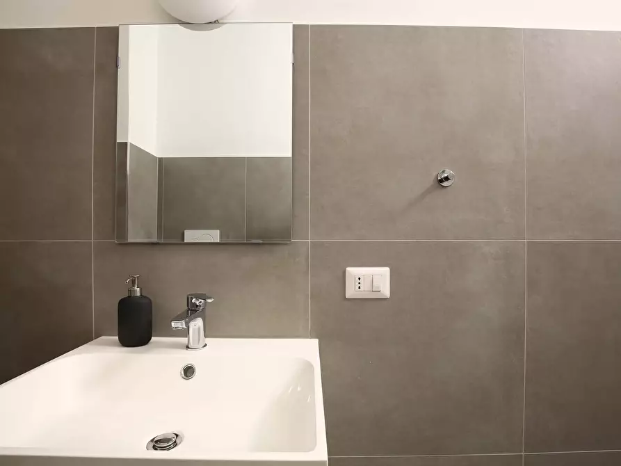 Immagine 26 di Camera in affitto  in Via Privata Mauro Rota8 a Milano