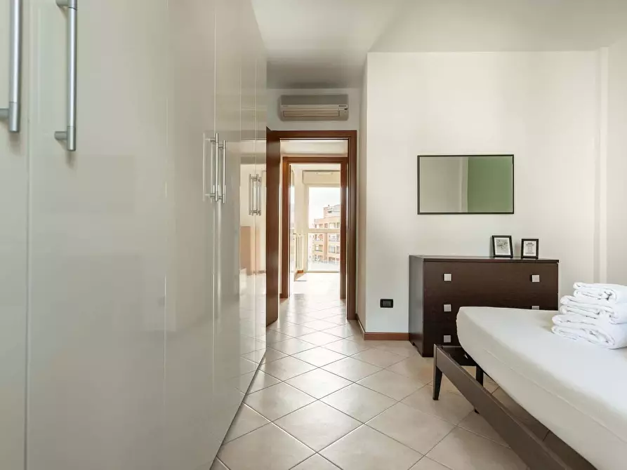 Immagine 6 di Appartamento in affitto  in Via del Futurismo8 a Milano