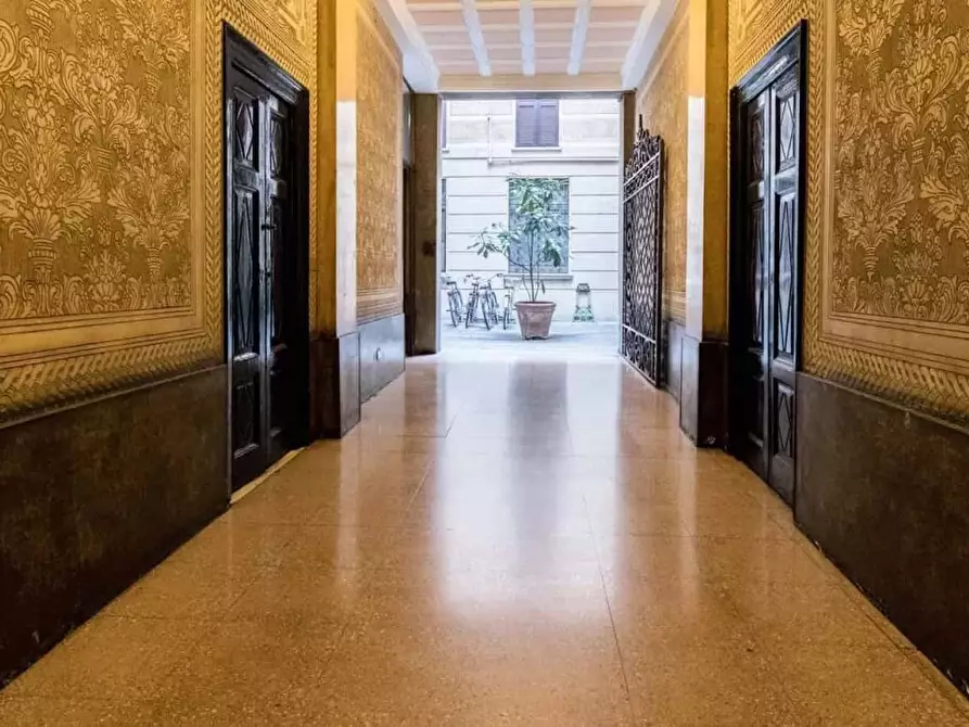 Immagine 32 di Appartamento in affitto  in Via Pontaccio a Milano