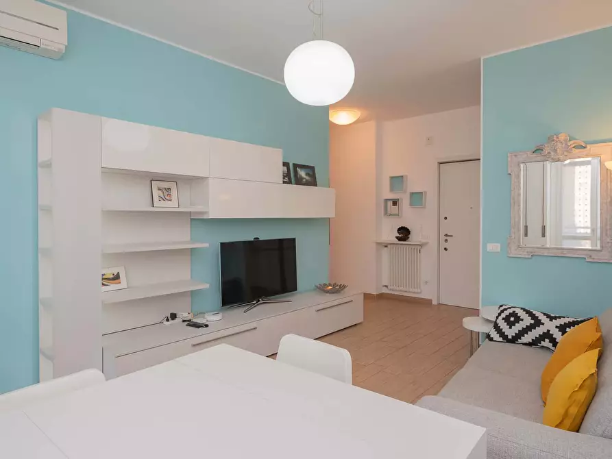 Immagine 2 di Appartamento in affitto  in Viale Legioni Romane55 a Milano