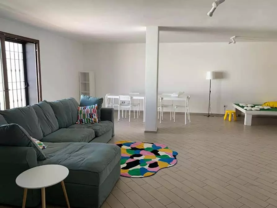 Immagine 26 di Appartamento in affitto  in via Giorgio Bassani72 a Roma