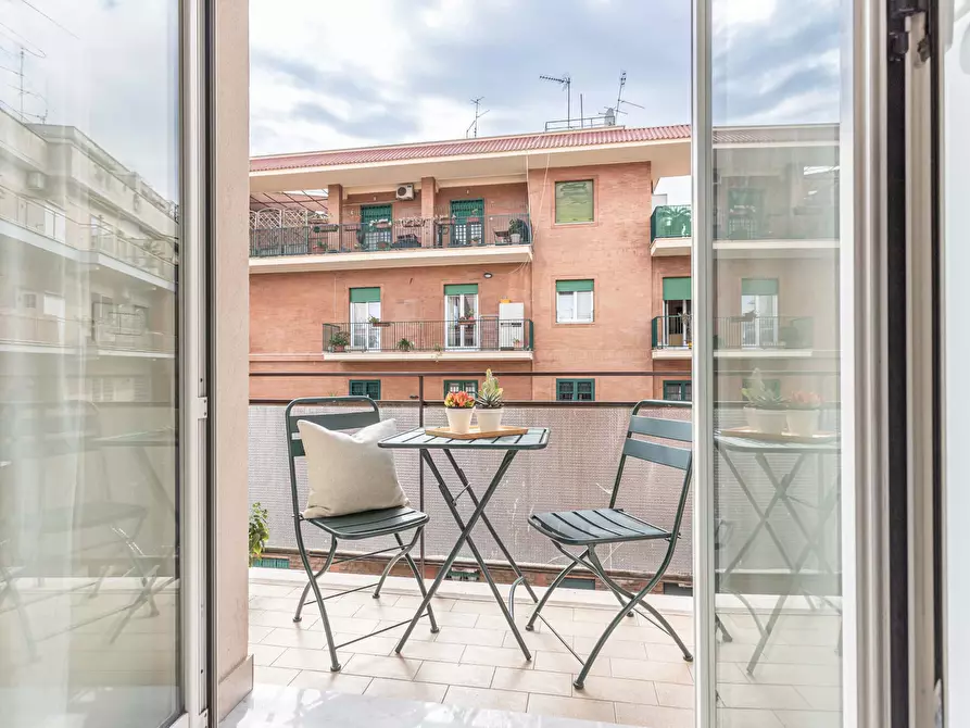 Immagine 49 di Appartamento in affitto  in Via Federico Patetta7 a Roma
