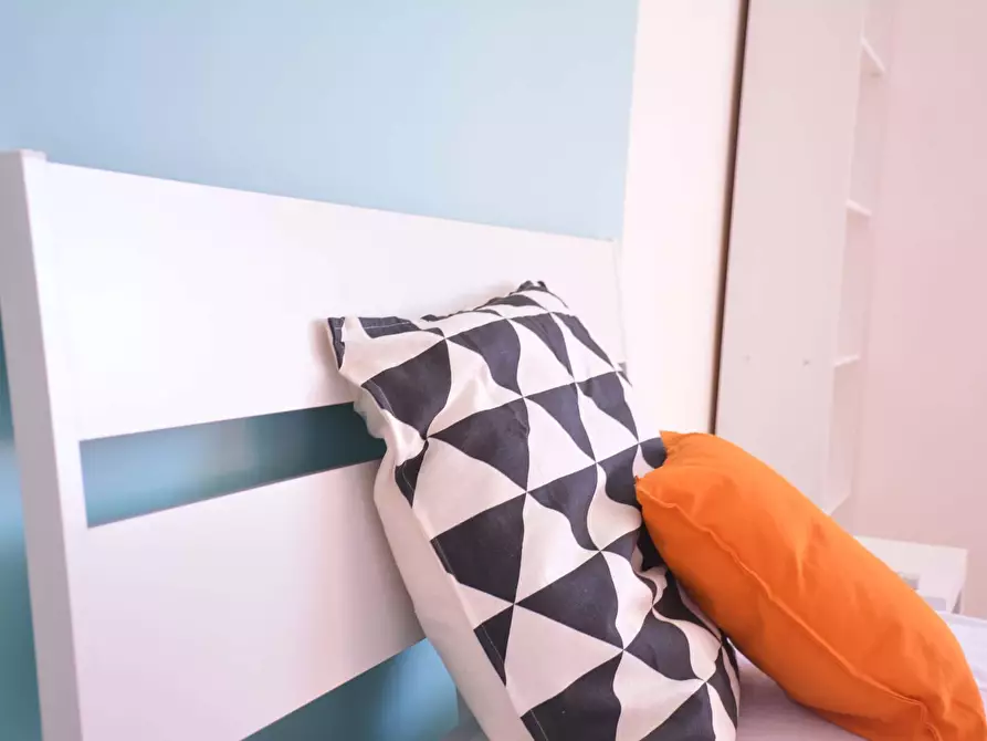 Immagine 3 di Camera in affitto  in Via dei Passeri3 a Cagliari