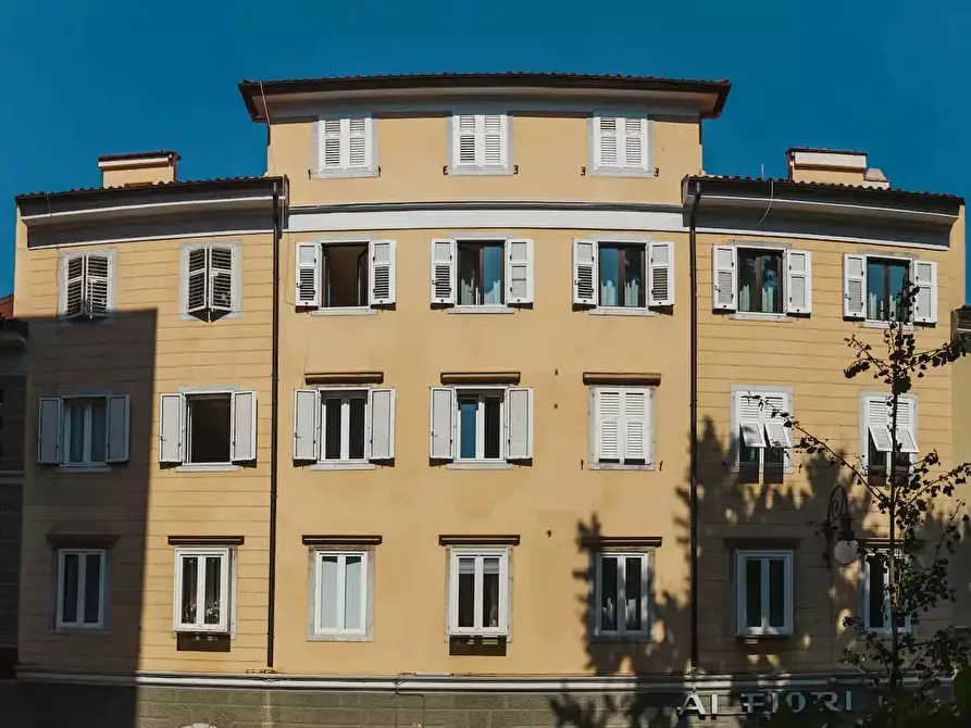 Immagine 28 di Appartamento in affitto  in Piazza Attilio Hortis7 a Trieste