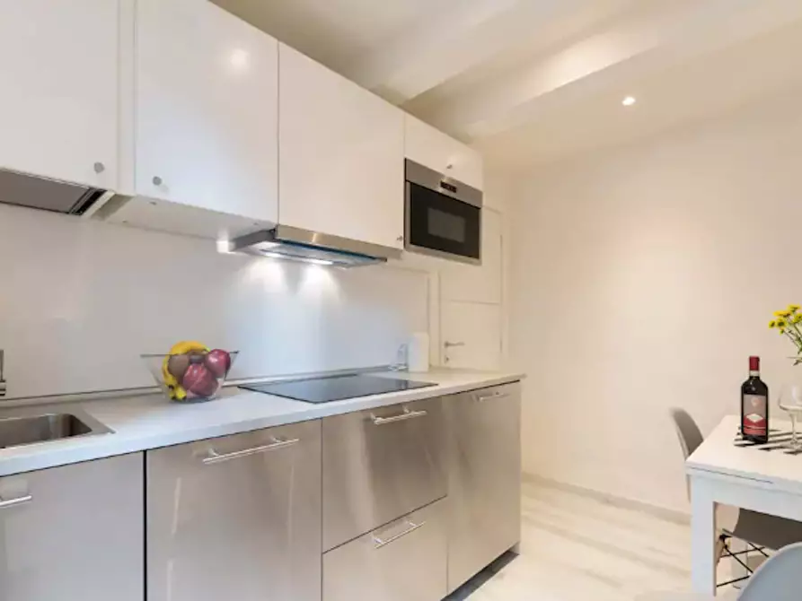 Immagine 16 di Appartamento in affitto  in Via dell'Albero a Firenze