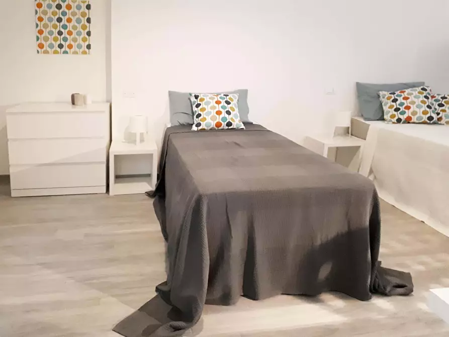 Immagine 3 di Camera in affitto  in Strada Maggiore63 a Bologna