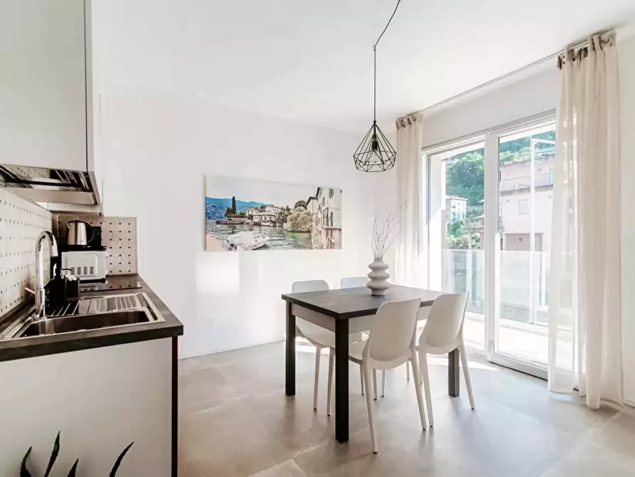 Immagine 15 di Appartamento in affitto  in Via Bellinzona52 a Como