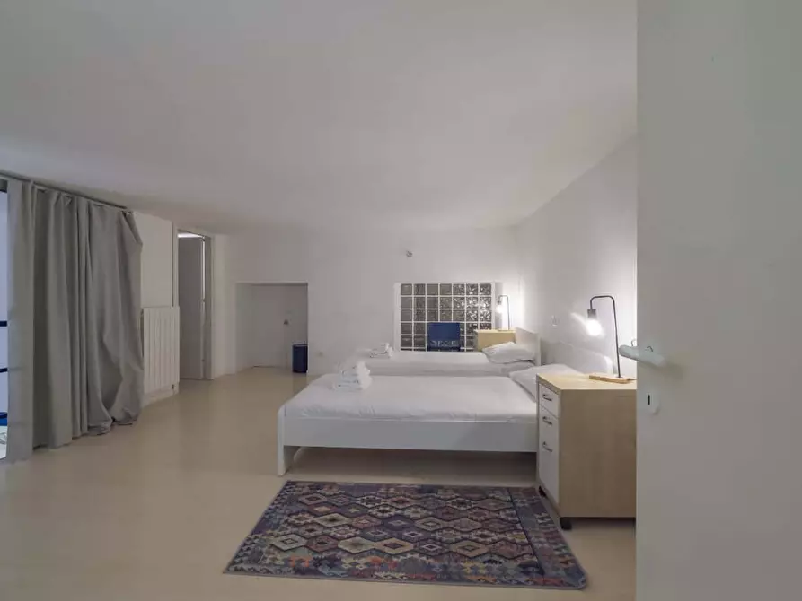 Immagine 22 di Appartamento in affitto  in Via Ausonio16 a Milano