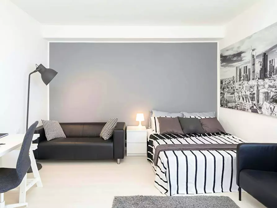 Immagine 2 di Camera in affitto  in Via Milano23 a Venezia