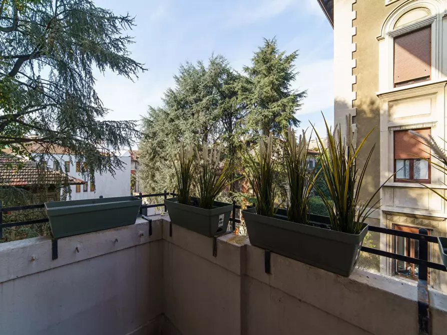 Immagine 33 di Appartamento in affitto  in Viale Romagna37 a Milano