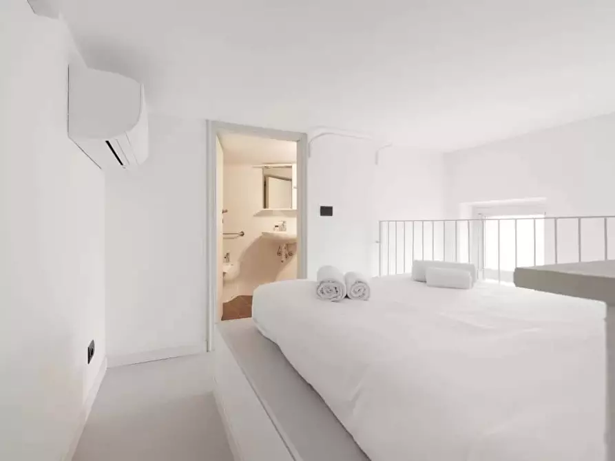 Immagine 5 di Appartamento in affitto  in Corso Magenta25 a Milano