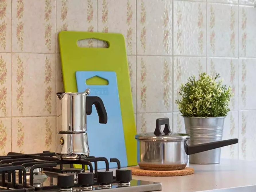 Immagine 12 di Camera in affitto  in Via Tarquinio Prisco3 a Milano