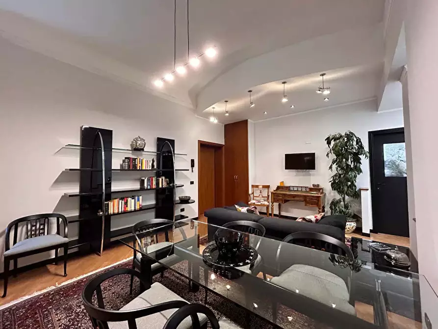 Immagine 2 di Appartamento in affitto  in Via Spartaco28 a Milano