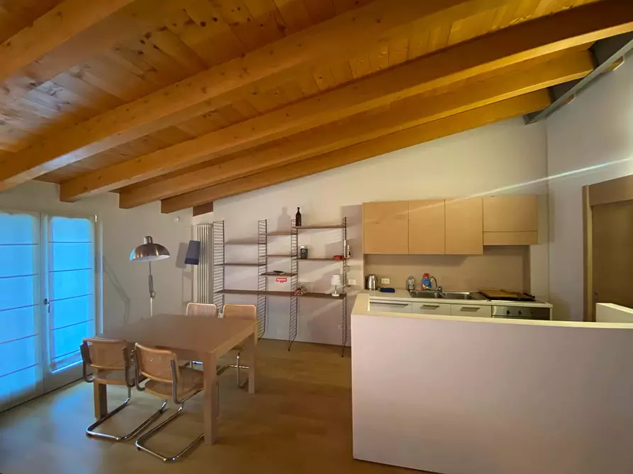 Immagine 1 di Appartamento in affitto  in Via Broletto26 a Milano
