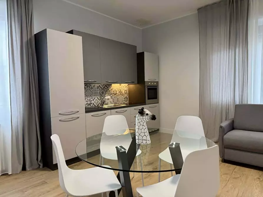 Immagine 12 di Appartamento in affitto  in Via Valleggio22 a Como