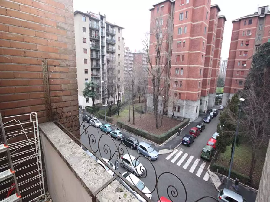 Immagine 28 di Camera in affitto  in Via Salvatore Barzilai15 a Milano
