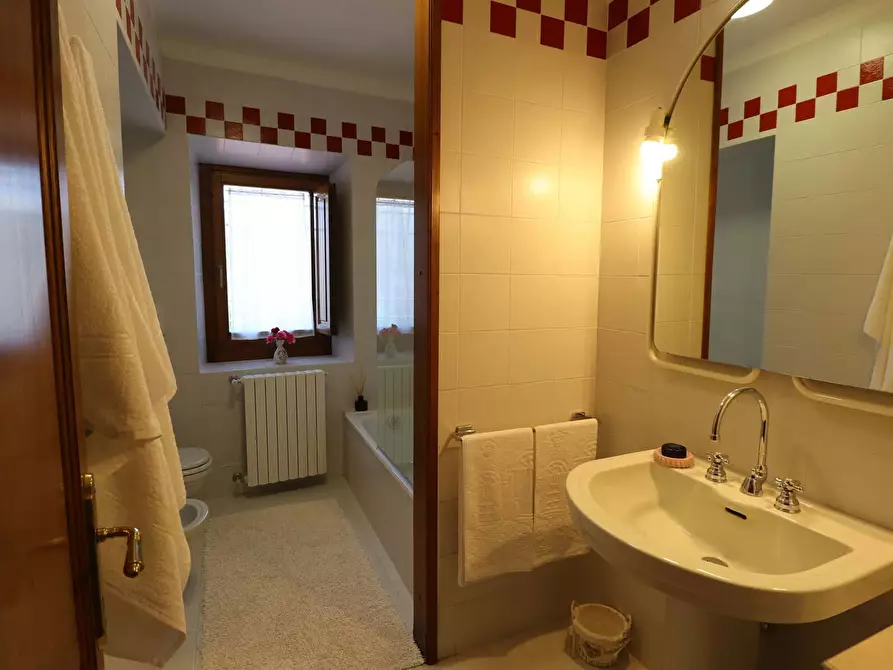 Immagine 59 di Appartamento in affitto  in Via della Guardiola a Civitella In Val Di Chiana