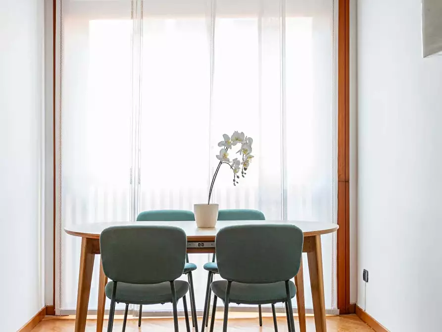 Immagine 32 di Camera in affitto  in Via Ruggero di Lauria12 a Milano