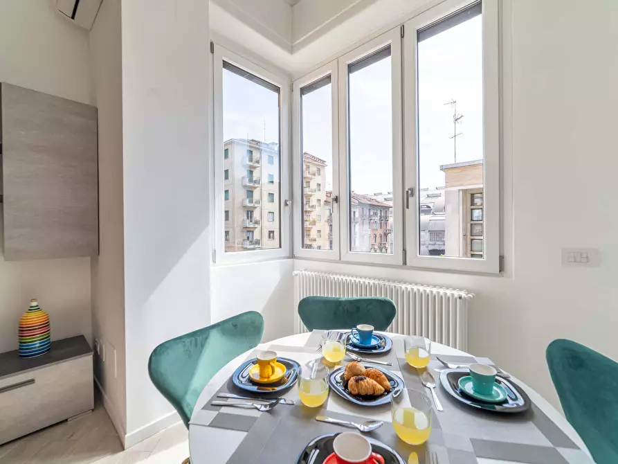 Immagine 12 di Appartamento in affitto  in Via Tonale5 a Milano