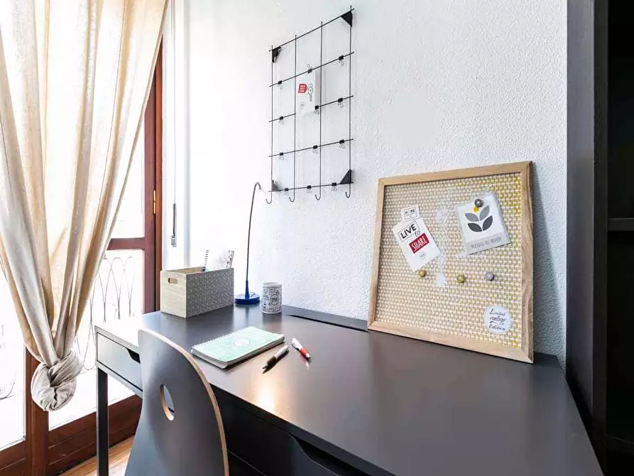 Immagine 3 di Camera in affitto  in Viale Beatrice D'Este4 a Milano