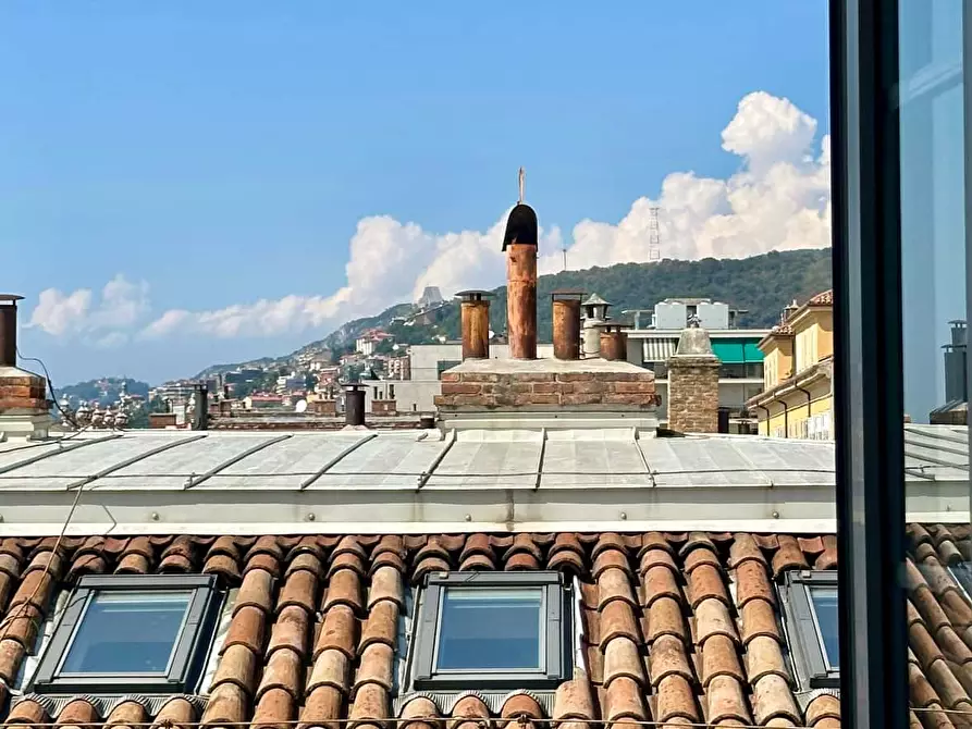 Immagine 3 di Appartamento in affitto  in Via Tivarnella3 a Trieste