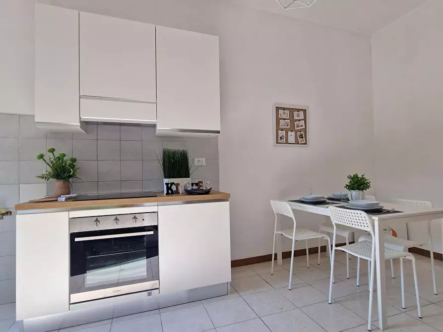 Immagine 11 di Camera in affitto  in Via Ostiense353 a Roma