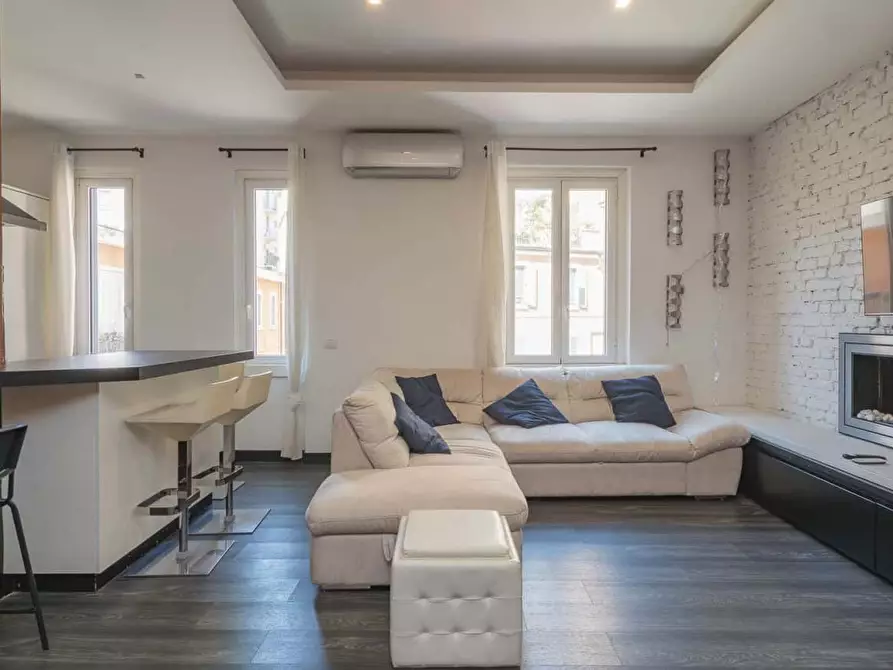 Immagine 2 di Appartamento in affitto  in Via Alessandro Volta3 a Milano
