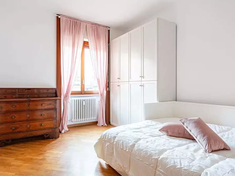 Immagine 17 di Appartamento in affitto  in Via Ruggero di Lauria12 a Milano