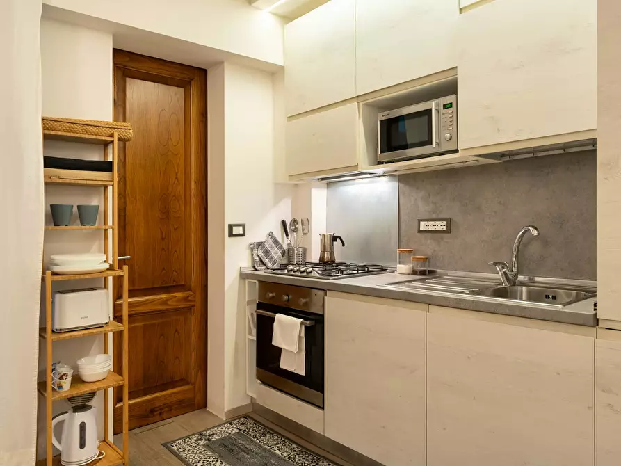 Immagine 8 di Appartamento in affitto  in Via della Pergola a Firenze