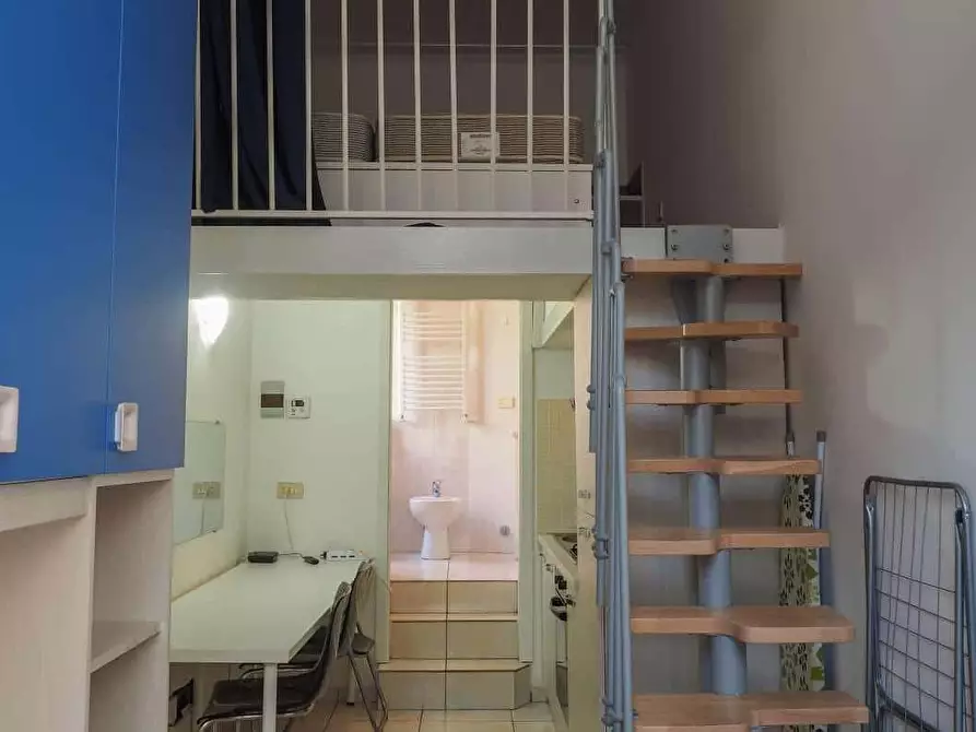 Immagine 3 di Camera in affitto  in Via Privata Ugo Tommei a Milano