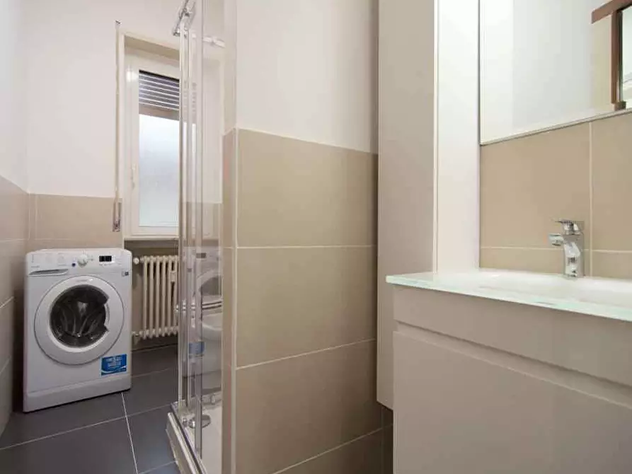 Immagine 10 di Camera in affitto  in Via Rodolfo Farneti4 a Milano