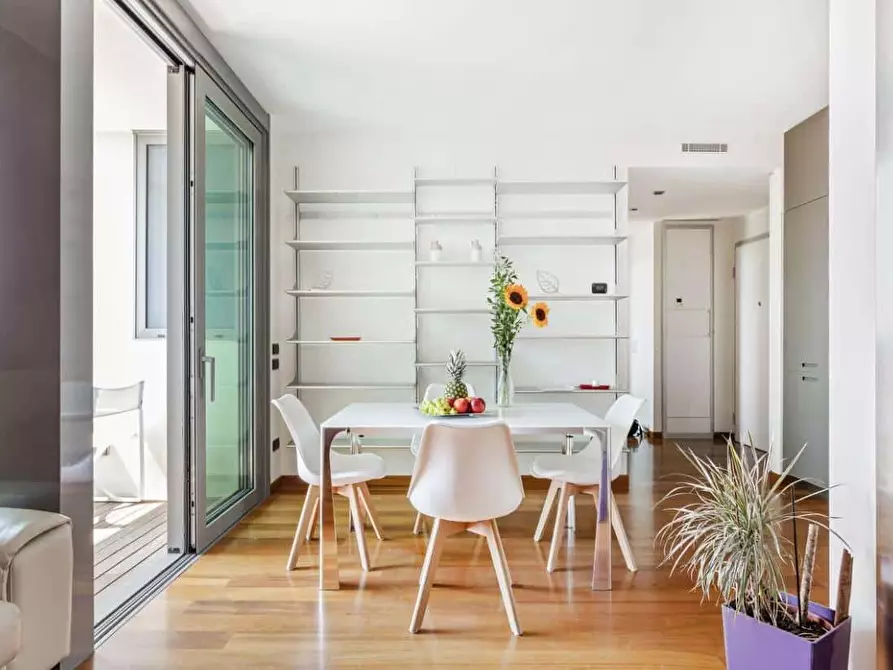 Immagine 1 di Appartamento in affitto  in Via Paolo Lomazzo52 a Milano