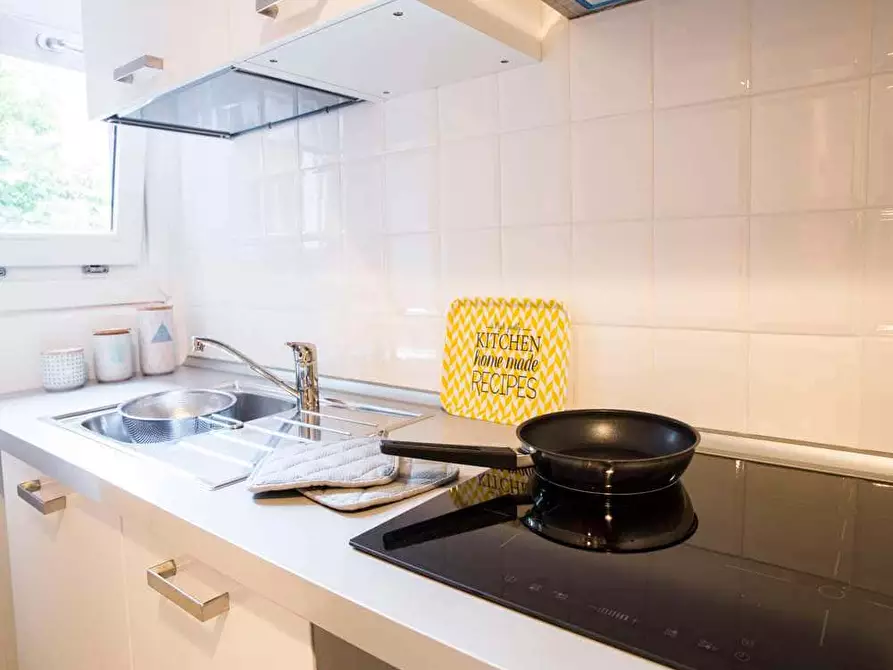 Immagine 7 di Camera in affitto  in Via Salvatore Barzilai15 a Milano