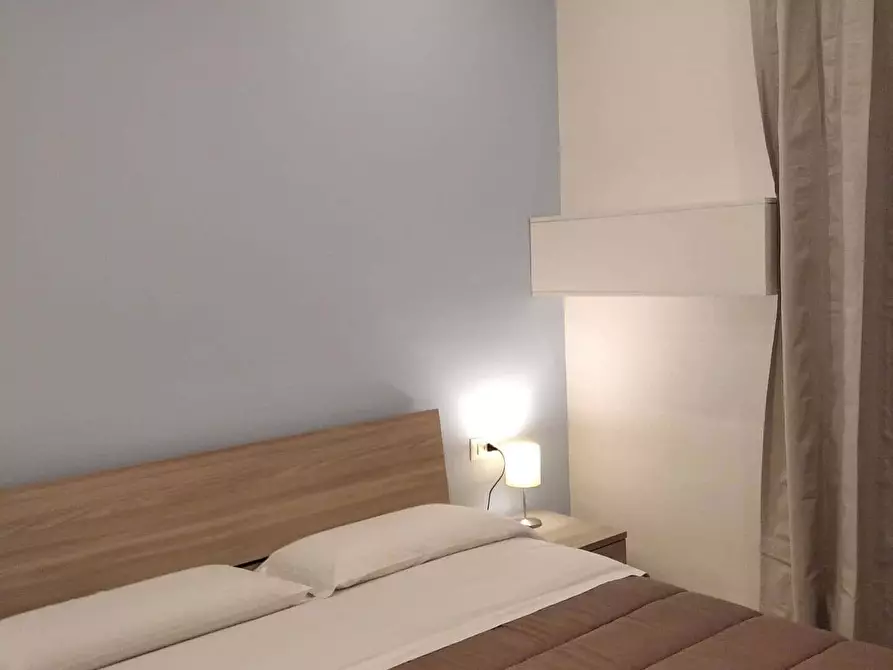 Immagine 10 di Appartamento in affitto  in Via Giovanni Chiarini22 a Napoli