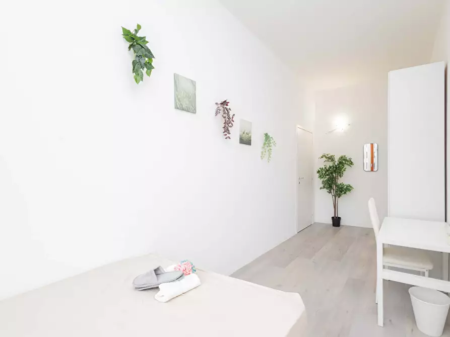 Immagine 3 di Camera in affitto  in Via Fernanda Wittgens3 a Milano