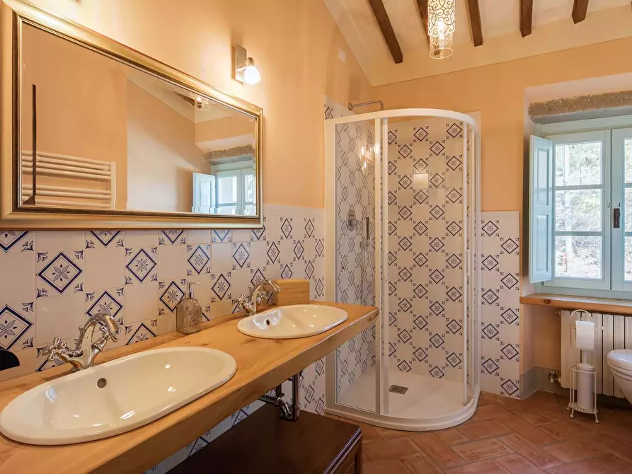 Immagine 37 di Appartamento in affitto  in 52044 Mezzavia, Province of Arezzo, Italy a Cortona