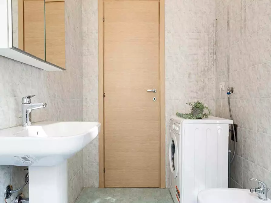 Immagine 11 di Camera in affitto  in Via Amatore Sciesa7 a Milano