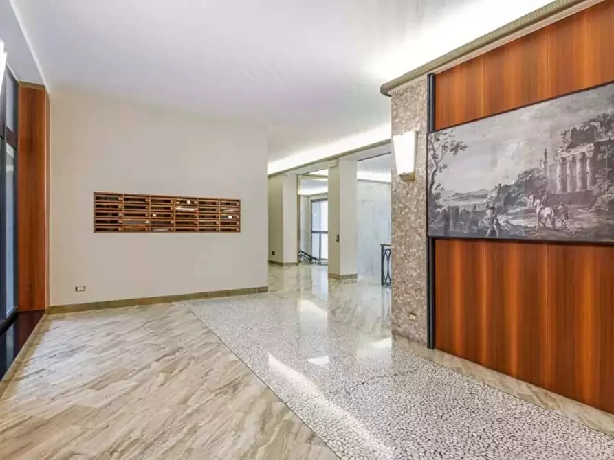 Immagine 27 di Appartamento in affitto  in Corso Magenta83 a Milano