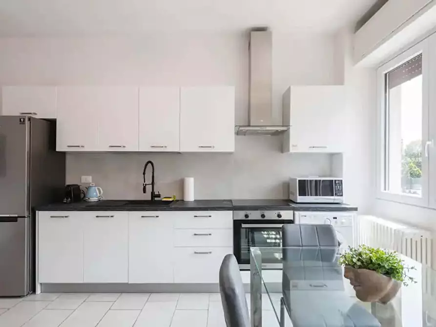 Immagine 1 di Appartamento in affitto  in Via Melchiorre Gioia1 a Milano