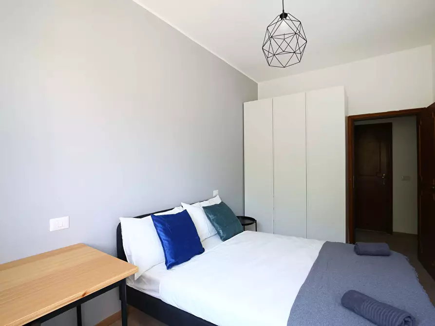 Immagine 4 di Camera in affitto  in Via Carlo Marx6 a Milano