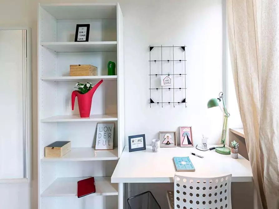 Immagine 5 di Camera in affitto  in Viale Beatrice D'Este4 a Milano