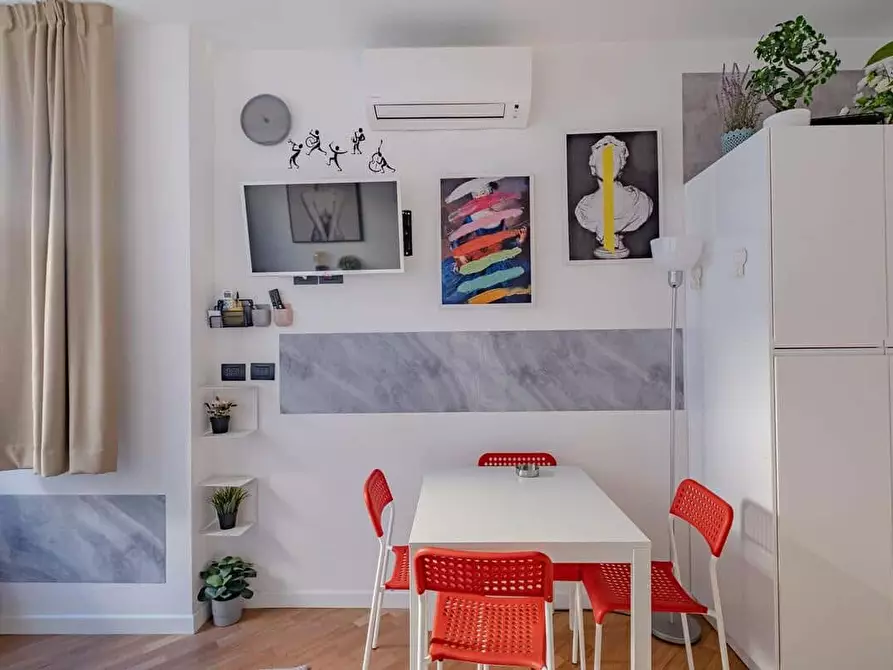 Immagine 16 di Appartamento in affitto  in Via Appia Nuova45 a Roma