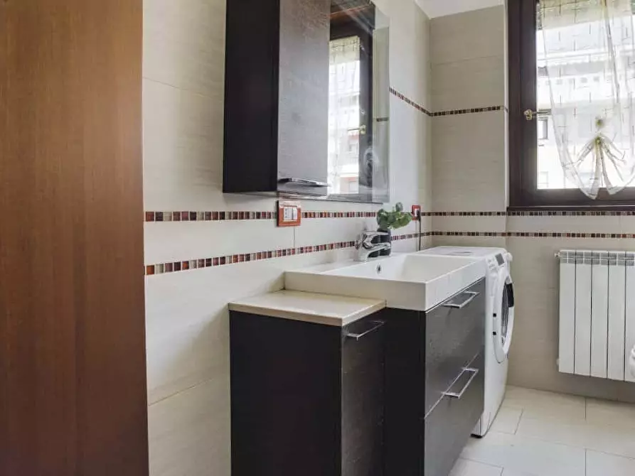 Immagine 13 di Camera in affitto  in Viale Carlo Espinasse106 a Milano