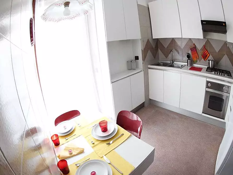 Immagine 3 di Camera in affitto  in Via Angelo de Vincenti6 a Milano