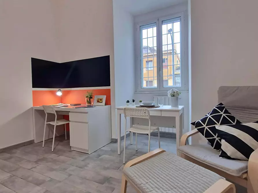 Immagine 5 di Camera in affitto  in Via Ostiense343 a Roma