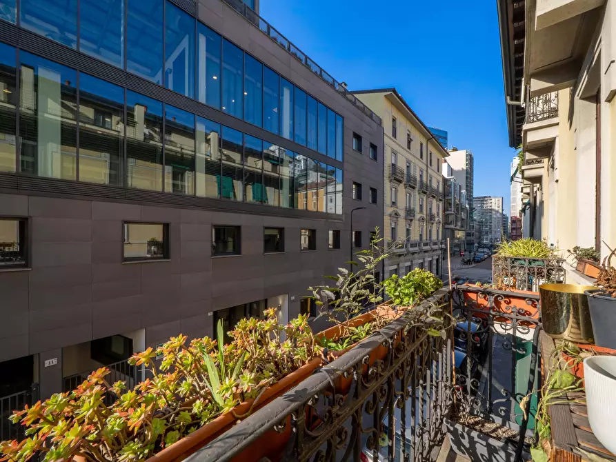 Immagine 46 di Appartamento in affitto  in Via Emilio Cornalia12 a Milano