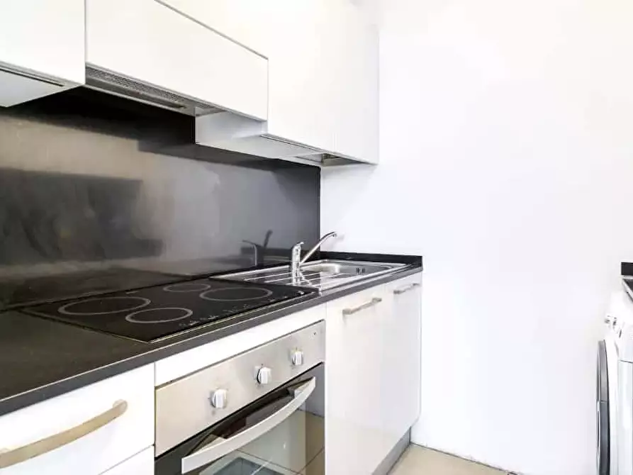 Immagine 10 di Appartamento in affitto  in Via Imperia43 a Milano