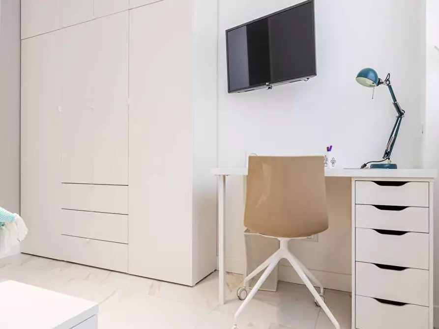 Immagine 9 di Camera in affitto  in Viale Bligny28 a Milano