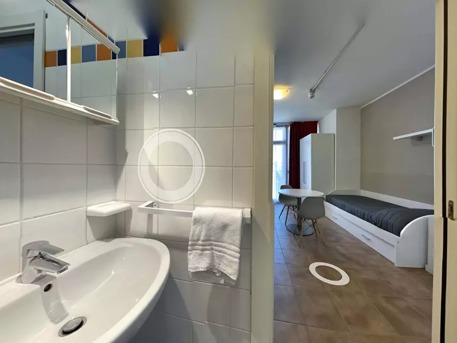 Immagine 4 di Appartamento in affitto  in Via Bruno Schreiber7 a Parma